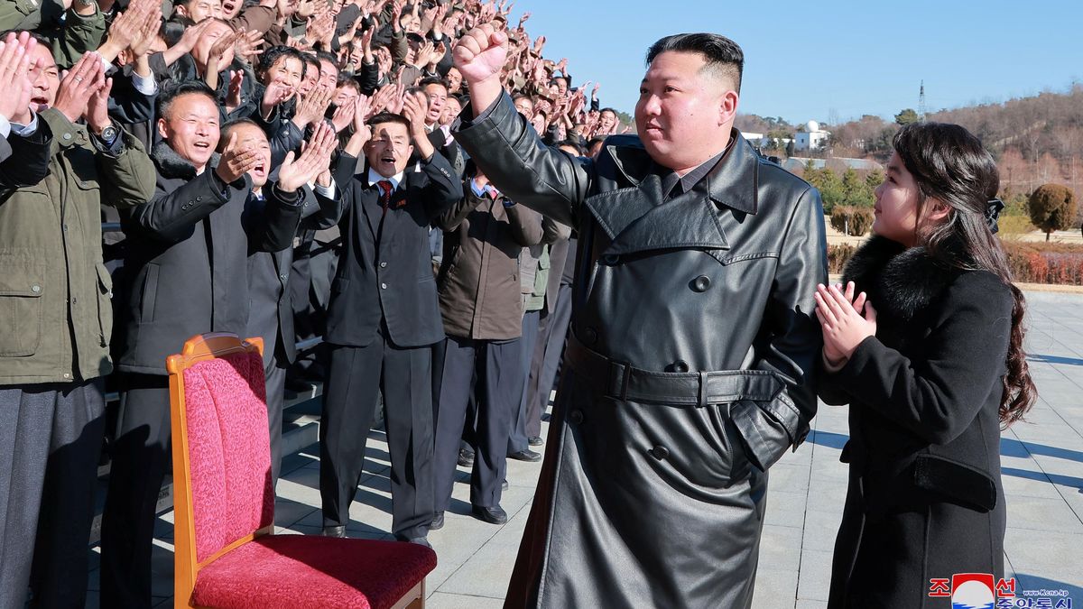 Kim Čong-una doprovázela starší dcera. Spekuluje se o jejím nástupnictví